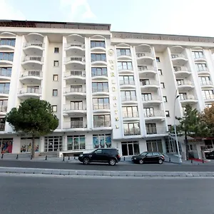 Ny World Otel