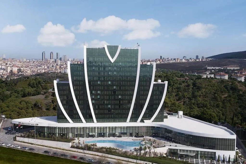 Elite World Grand Istanbul Kuecuekyali Hotel